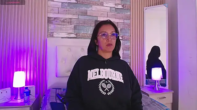 Snapshot of dayana_mendoza69 chatting on February 3, 2026, 12:43 pm dayana mendoza69 online show from February 3, 2026, 12:43 pm