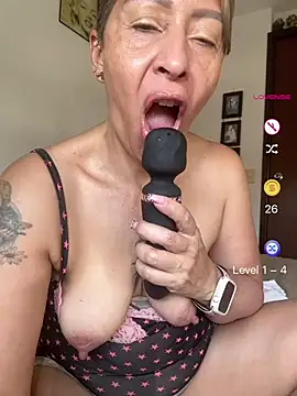 elmarsexydoll online show from July 2, 2026, 1:06 pm