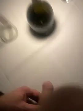 Edosxxl online show from January 10, 2025, 2:04 am