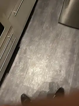 Edosxxl online show from November 5, 2025, 1:16 am