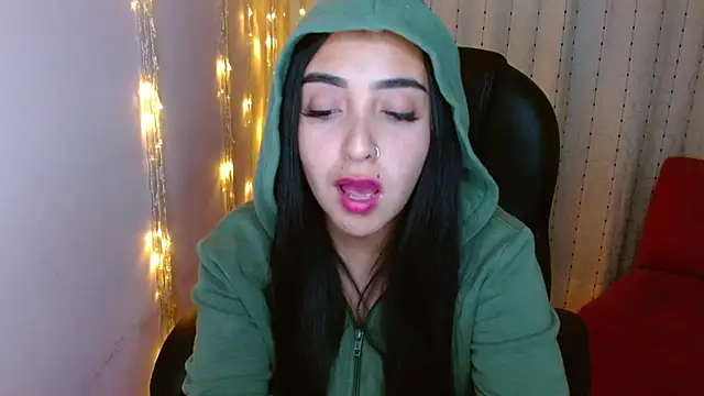 Snapshot of AmberGoddess_ chatting on January 19, 2025, 9:22 am AmberGoddess  online show from January 19, 2025, 9:22 am