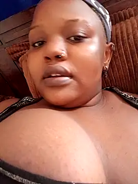 queennapal online show from March 22, 2026, 10:29 am