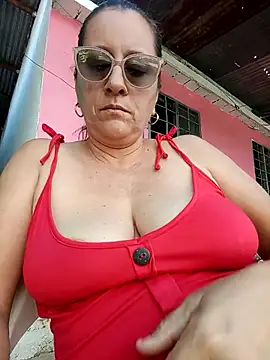 deisy summers47x online show from November 14, 2025, 12:37 pm