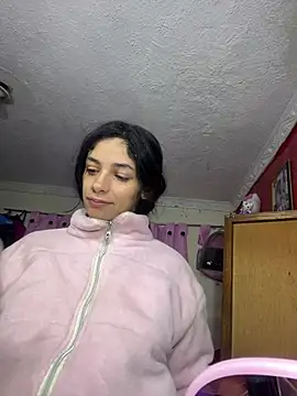  Dulcinea777 online show from May 14, 2026, 1:23 am