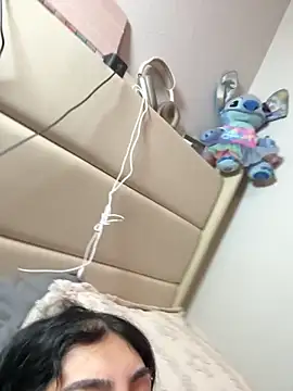 ThickerThanYoBitch online show from November 13, 2025, 4:17 pm