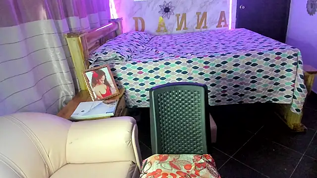 rayza mature 154 online show from February 9, 2025, 11:04 pm