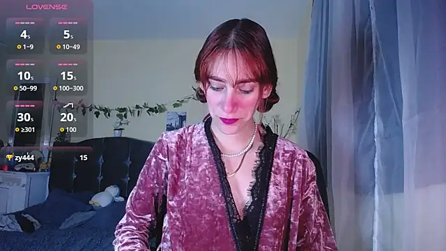 IsaBaileys  online show from February 11, 2026, 3:11 am