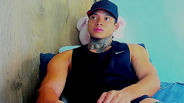 Stiven collins online show from November 7, 2025, 9:31 am