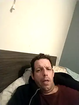 Knuffelstaaf123 online show from February 18, 2025, 3:53 am