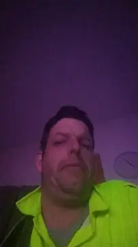 Knuffelstaaf123 online show from February 4, 2026, 5:08 pm