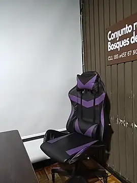 Cute Penelope online show from March 3, 2026, 11:05 am