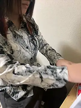 Snapshot of miyabi_room chatting on February 7, 2025, 9:26 am miyabi room online show from February 7, 2025, 9:26 am