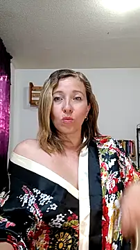 charlott ponce online show from March 6, 2025, 11:09 pm