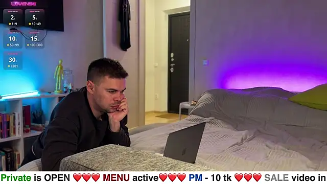 nikitos4you online show from March 21, 2025, 8:39 am