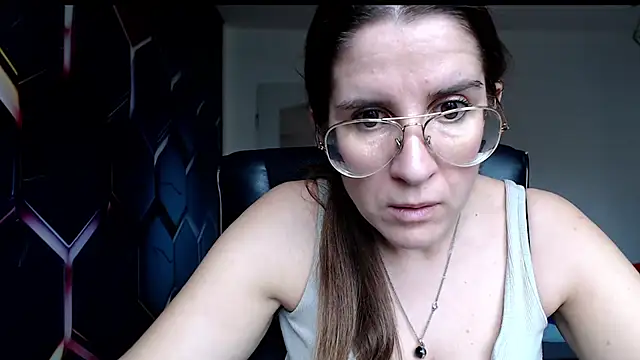 Snapshot of KayaRose chatting on December 11, 2024, 11:19 am KayaRose online show from December 11, 2024, 11:19 am
