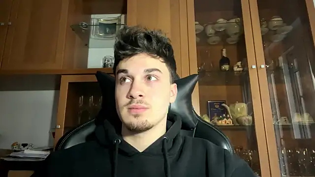 Hank 04 online show from December 12, 2024, 10:34 am