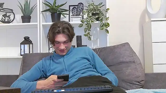 CalvinCay online show from February 25, 2025, 7:58 pm