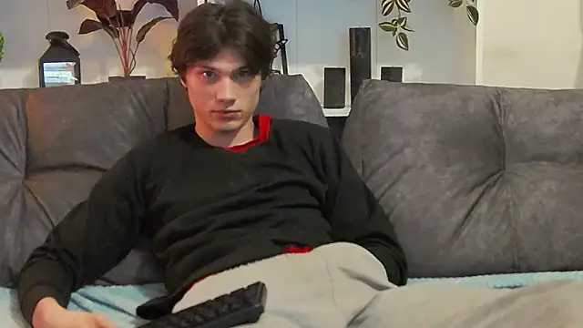 CalvinCay online show from March 20, 2025, 10:18 pm