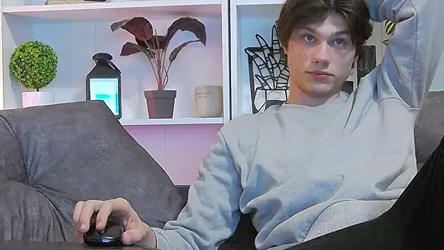 CalvinCay online show from March 22, 2025, 12:49 am