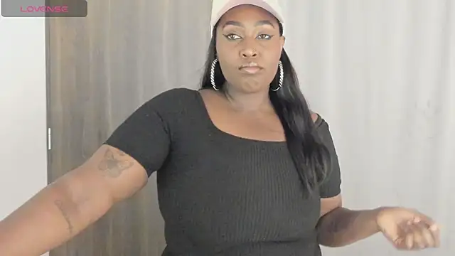 Snapshot of emilyrojas chatting on February 25, 2025, 2:44 pm emilyrojas online show from February 25, 2025, 2:44 pm