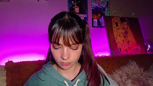 Snapshot of maryberry__ chatting on February 6, 2026, 7:02 am maryberry online show from February 6, 2026, 7:02 am