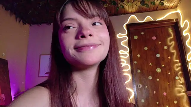 Snapshot of maryberry__ chatting on February 18, 2026, 7:04 am maryberry online show from February 18, 2026, 7:04 am