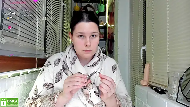 Candys booty online show from December 26, 2024, 3:38 am