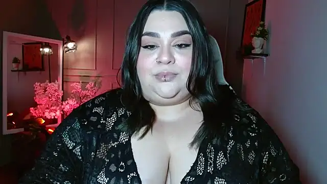 tiffany laurens online show from December 5, 2025, 5:27 am