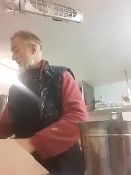 Snapshot of 60philippe chatting on December 29, 2024, 1:17 pm 60philippe online show from December 29, 2024, 1:17 pm