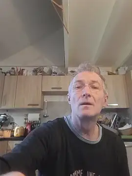 Snapshot of 60philippe chatting on January 28, 2025, 8:47 am 60philippe online show from January 28, 2025, 8:47 am