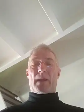 Snapshot of 60philippe chatting on February 27, 2025, 12:34 pm 60philippe online show from February 27, 2025, 12:34 pm