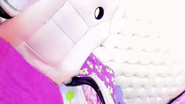 Snapshot of SexyEmmy_10 chatting on January 4, 2025, 9:20 pm SexyEmmy 10 online show from January 4, 2025, 9:20 pm