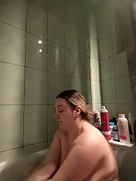 Snapshot of MikySWeet7 chatting on November 29, 2025, 7:33 am MikySWeet7 online show from November 29, 2025, 7:33 am