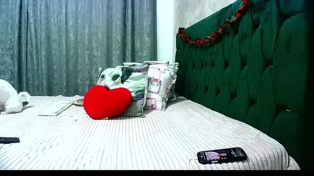 MikySWeet7 online show from July 27, 2026, 5:20 pm