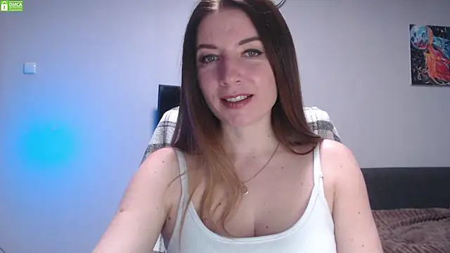 Snapshot of Sweet___Amelia chatting on May 17, 2026, 1:07 pm Sweet Amelia online show from May 17, 2026, 1:07 pm