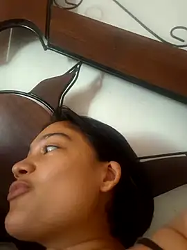 littlemelii online show from January 10, 2026, 8:32 pm