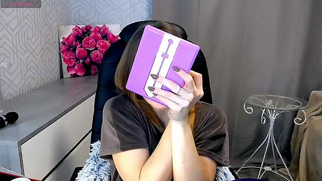 Naughty  Megan online show from February 20, 2025, 1:40 pm