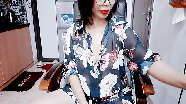 Miu-Le online show from March 23, 2026, 4:55 pm