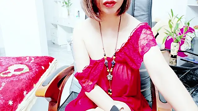 Miu-Le online show from June 15, 2026, 7:49 pm
