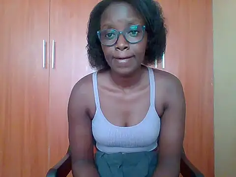 sexy darleen23 online show from February 14, 2026, 6:32 am