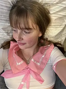 lovelly molly online show from February 6, 2026, 5:27 pm