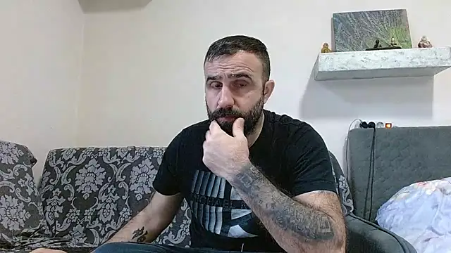 Snapshot of ivat80 chatting on March 12, 2026, 5:46 am ivat80 online show from March 12, 2026, 5:46 am