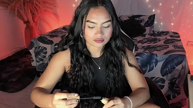 Riana Kean online show from April 10, 2026, 1:22 am