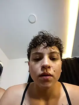 01antoniafranco online show from March 24, 2026, 5:01 am