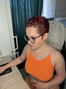 MrMrsRight online show from March 24, 2026, 8:41 am