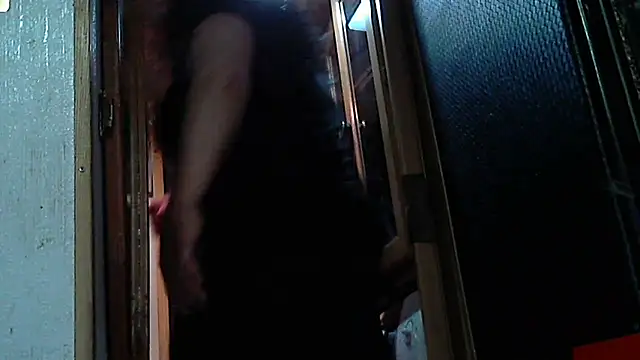 jessicalove99 online show from April 12, 2026, 4:23 pm