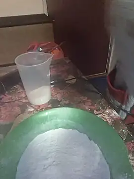  Kitti  online show from March 23, 2025, 4:27 am