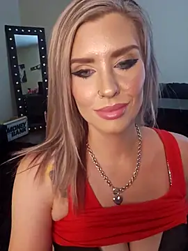 ellieconradxo online show from February 10, 2026, 5:17 pm