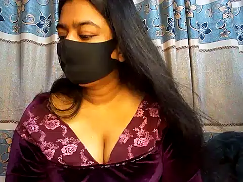 A-sweetgirl online show from March 11, 2025, 8:52 am