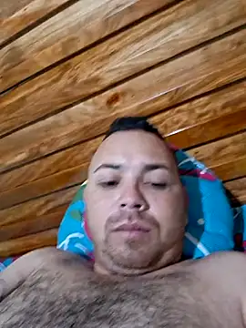 Snapshot of andres--z chatting on December 5, 2024, 5:59 am andres--z online show from December 5, 2024, 5:59 am
